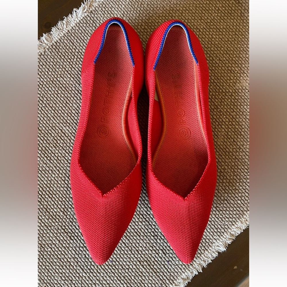 Rothy’s The Point flats, red, in size 9